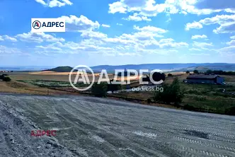 Парцел във Варна, с. Кипра