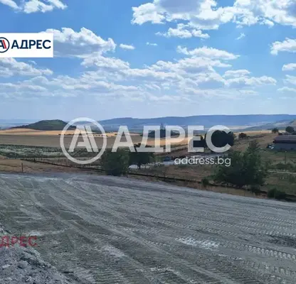 Снимка 2 — Парцел във Варна, с. Кипра