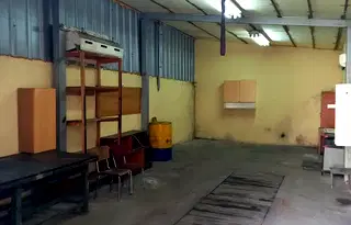Промишлена сграда в Русе, Родина 1