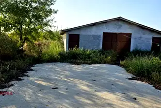 Промишлена сграда в Стара Загора, с. Знаменосец