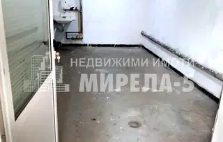 Склад в Русе, Здравец