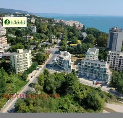 Снимка 4 — Тристаен апартамент в к.к. Чайка