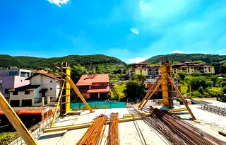 Тристаен апартамент в с. Лозен