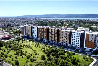 Тристаен апартамент в Кайсиева ина