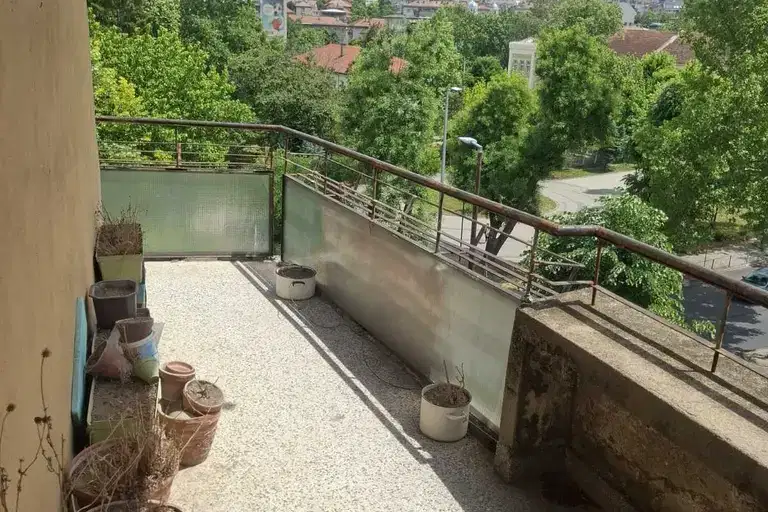 3-bedroom apartment in Pleven, 9-Ti Kvartal
