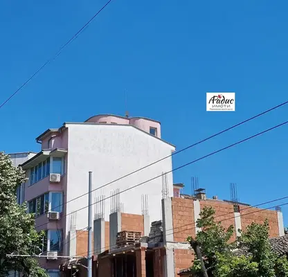 Снимка 2 — Тристаен апартамент в Стара Загора, Център
