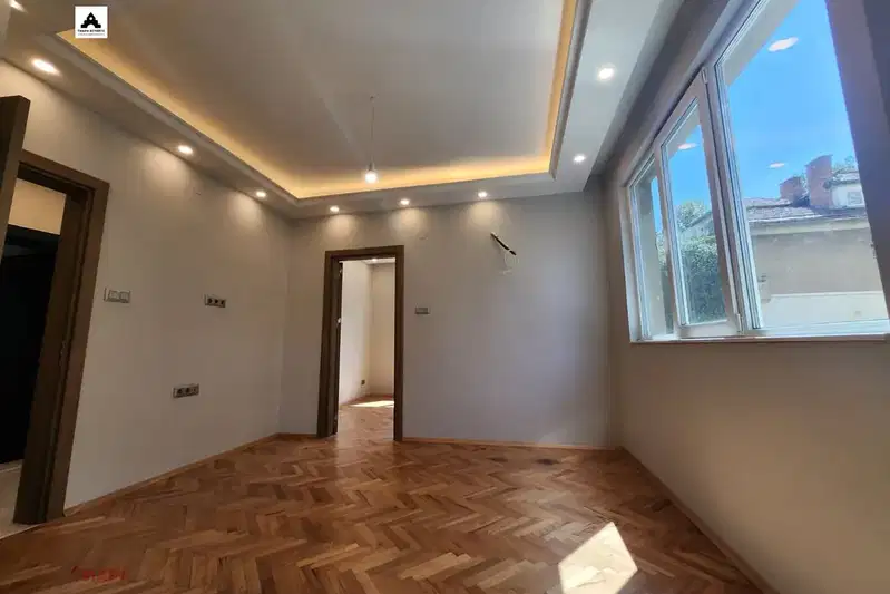 3-bedroom apartment in Sofiya, Centyr
