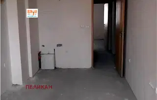 Тристаен апартамент във Велико Търново, Център