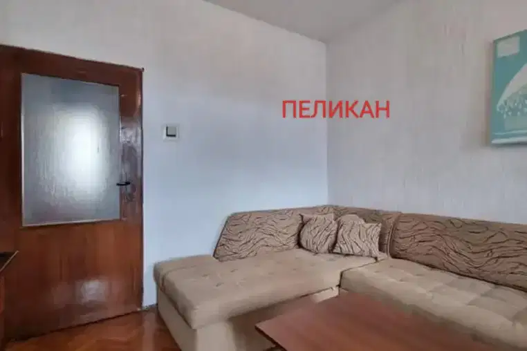 Тристаен апартамент във Велико Търново, Център