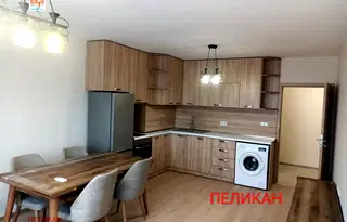 Тристаен апартамент във Велико Търново, Център