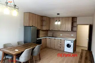 Тристаен апартамент във Велико Търново, Център