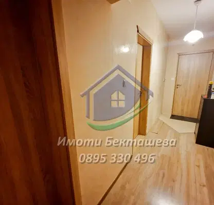 Снимка 3 — Тристаен апартамент в Русе, Дружба 3
