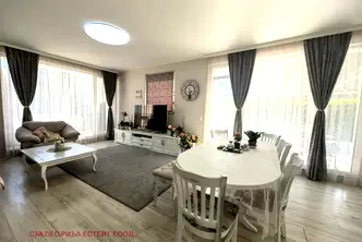 Тристаен апартамент във Варна, Изгрев