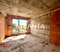 Снимка 3 — Тристаен апартамент с лоджия в нова сграда в Изгрев, Варна