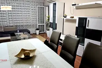 Тристаен апартамент в Перник, Изток