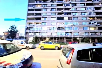 Тристаен апартамент в Ямбол, Изток