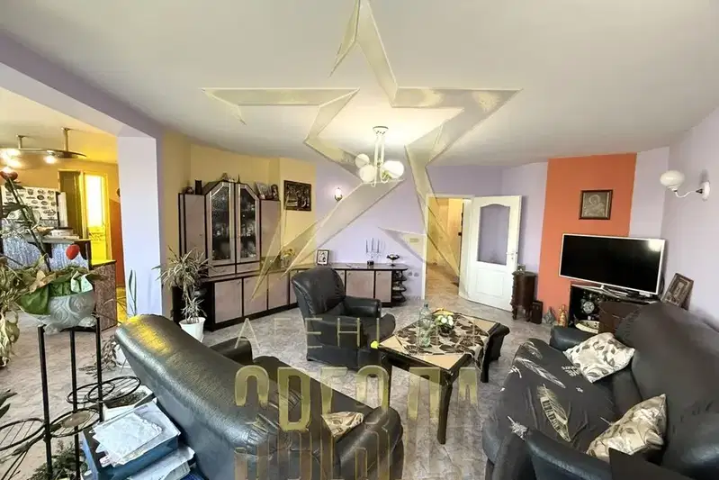 3-bedroom apartment in Plovdiv, Kyrshiyaka