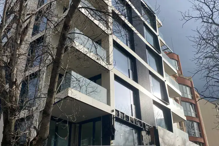 Тристаен апартамент в София, Стрелбище