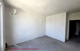 Тристаен апартамент в Пловдив, Тракия