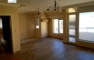Тристаен апартамент в Кърджали, Възрожденци