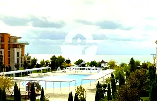 Тристаен апартамент в Бургас, Свети Влас