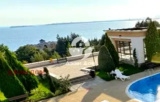 Тристаен апартамент в Бургас, Свети Влас