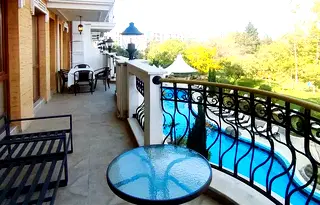 Тристаен апартамент в Бургас, к.к. Слънчев бряг