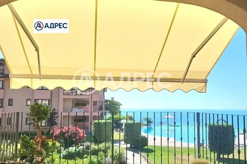 3-bedroom apartment in Oblast Dobrich, Topola