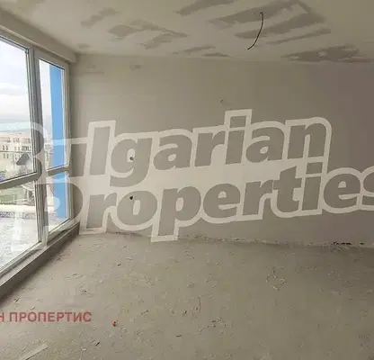 Снимка 3 — Тристаен апартамент във Варна, Бяла
