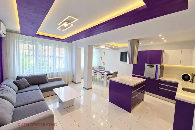 3-bedroom apartment in Blagoev, Idealen tsentar