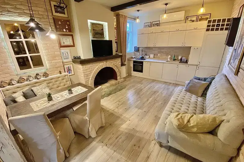 3-bedroom apartment in Burgas, Centyr