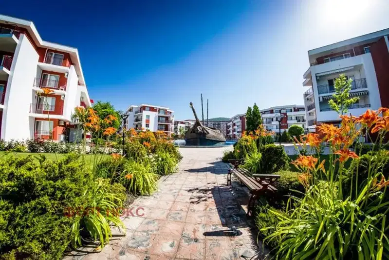 3-bedroom apartment in Oblast Burgas, Elenite