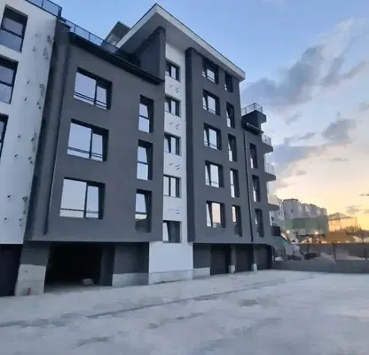 Снимка 2 — Двустаен апартамент в Пазарджик, Панагюрище