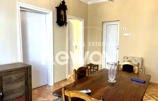 Тристаен апартамент в Плевен, Идеален център