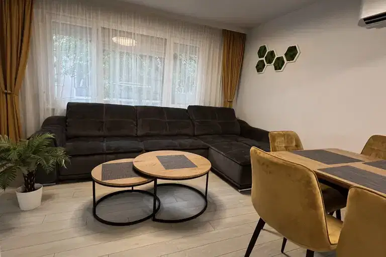 Двустаен апартамент в Пловдив, Каменица 1