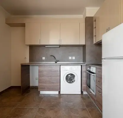 Снимка 2 — Двустаен апартамент с тераса в Royal City, Кършияка, Пловдив