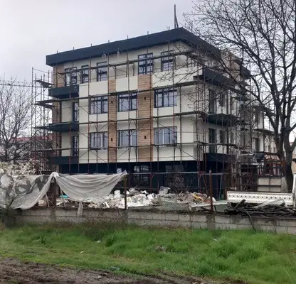Photo 2 — Three-room apartment with yard and parking space in Ostromila, Plovdiv