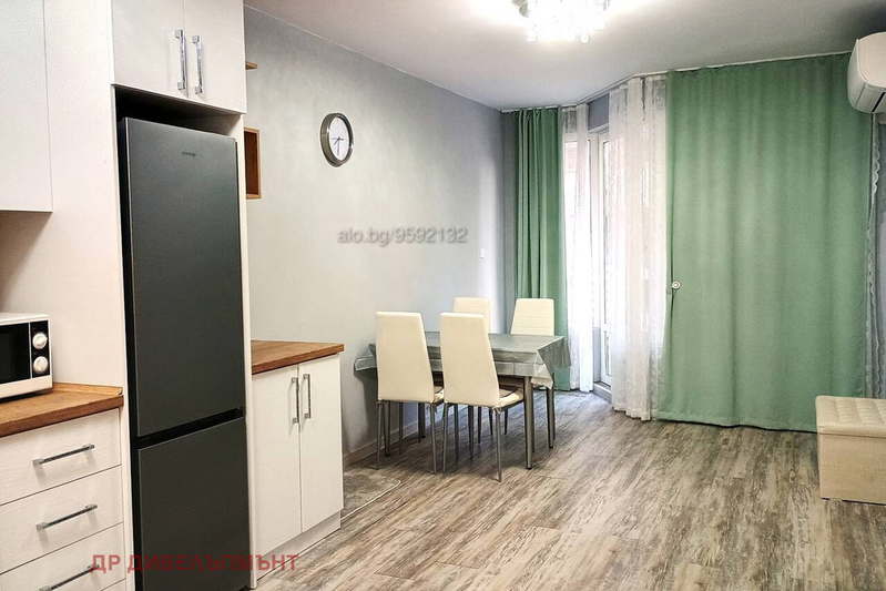 Двустаен апартамент в Бургас, Поморие