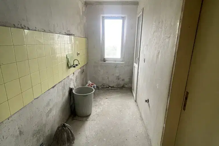 Тристаен апартамент в Шумен, Пазара