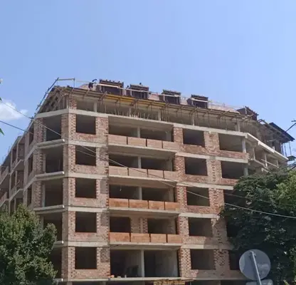 Снимка 2 — Тристаен апартамент в София, Банишора
