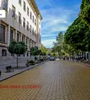 Тристаен апартамент в София, Център