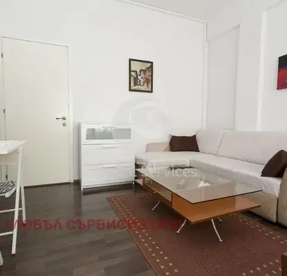 Photo 4 — Spacious 4-room apartment on Vitosha Blvd in Center