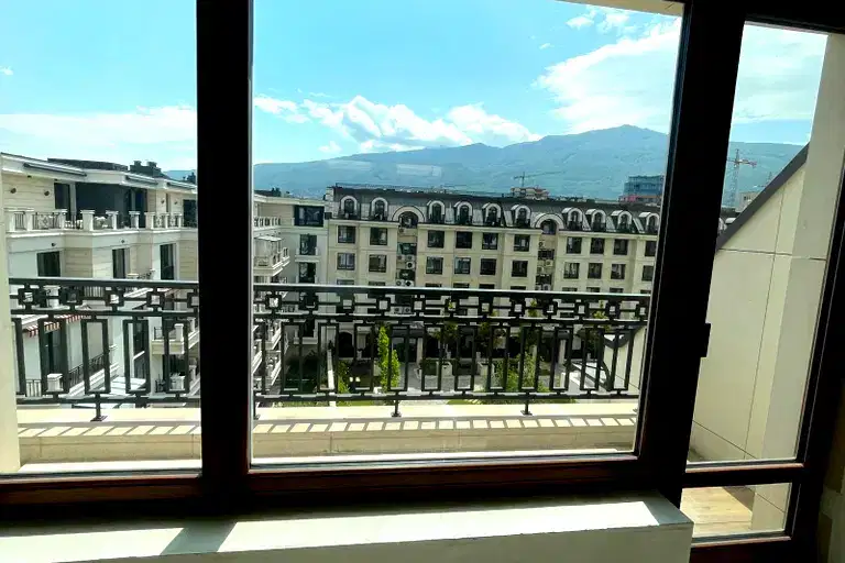 4-bedroom apartment in Sofia, Krystova Vada
