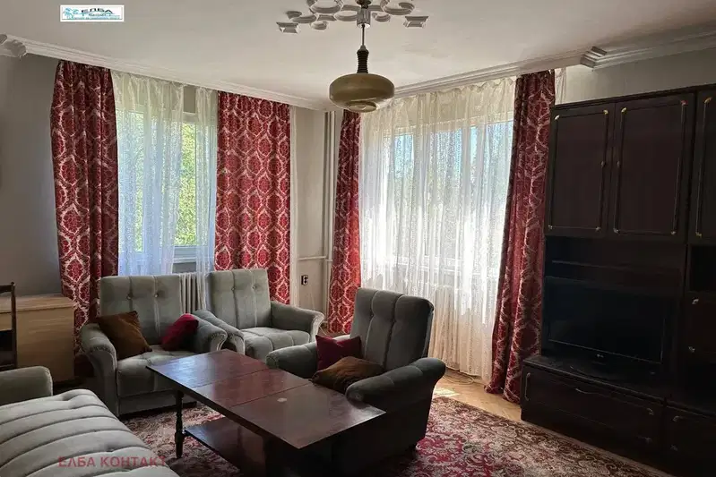 Three-room apartment with yard and parking spaces in Trebich, Sofia