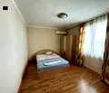 Снимка 2 — Тристаен апартамент във Варна, Център