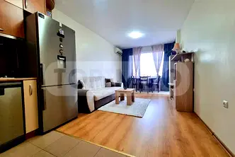 Тристаен апартамент във Варна, Галата