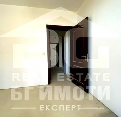Снимка 3 — Тристаен апартамент с две тераси в м-т Долна Трака, Варна