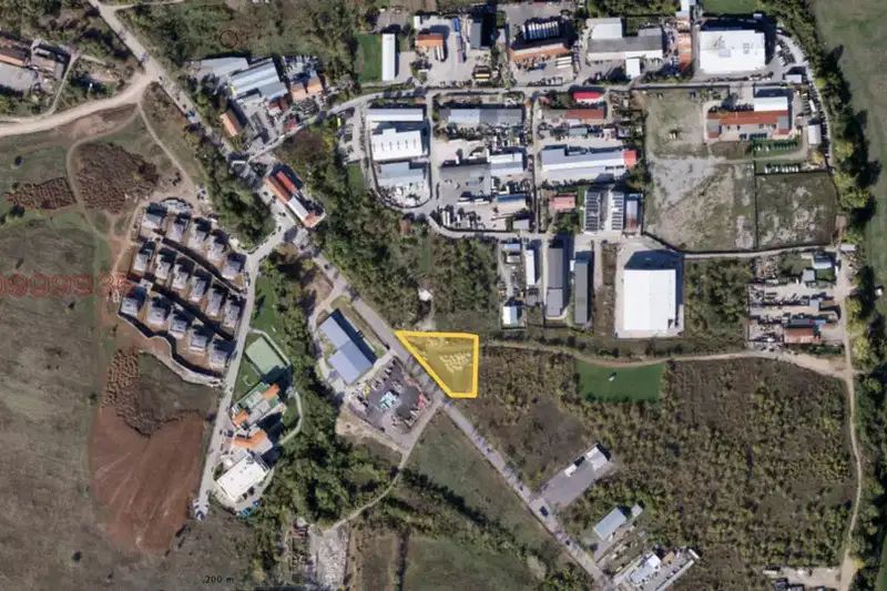 Plot in Lozen