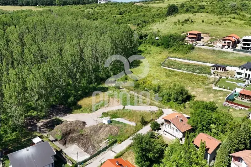 Plot in Oblast Pernik, Rudarci