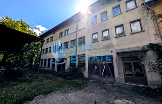 Хотел в Габрово, Плачковци